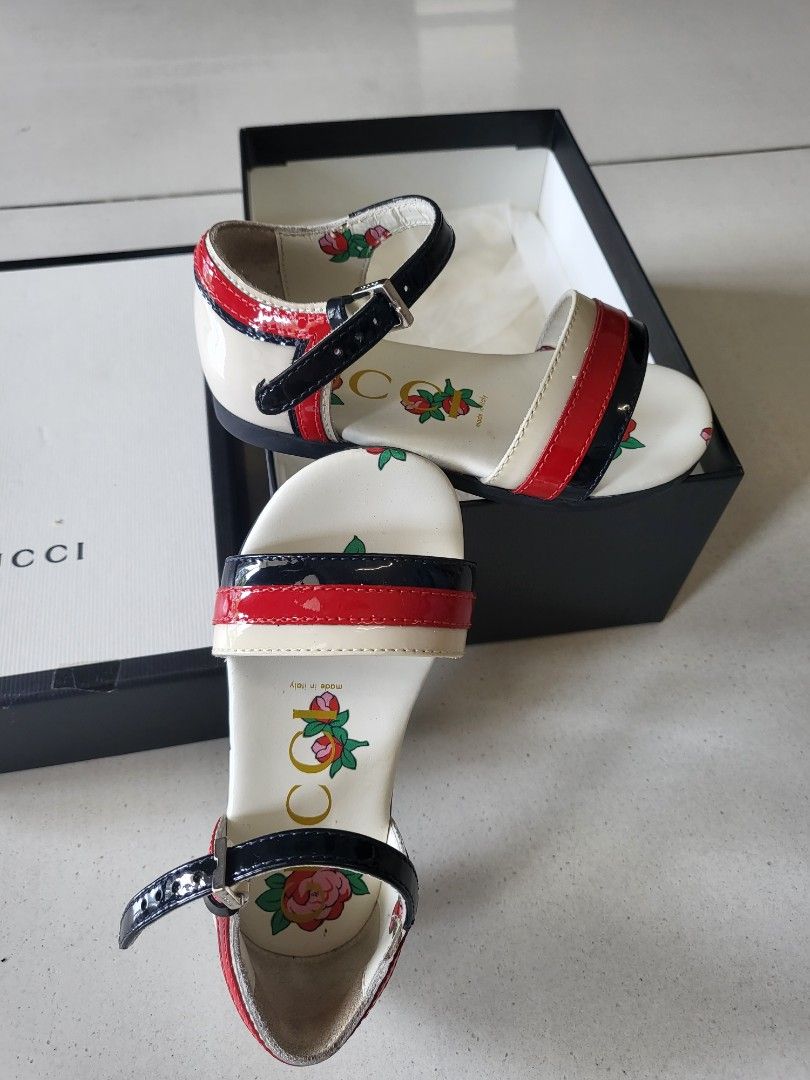 Gucci childrens sandals top