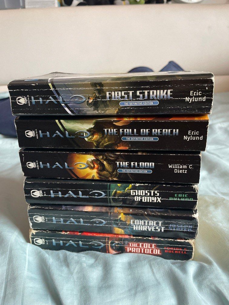 Halo novels, Hobbies & Toys, Books & Magazines, Fiction & Non-Fiction ...