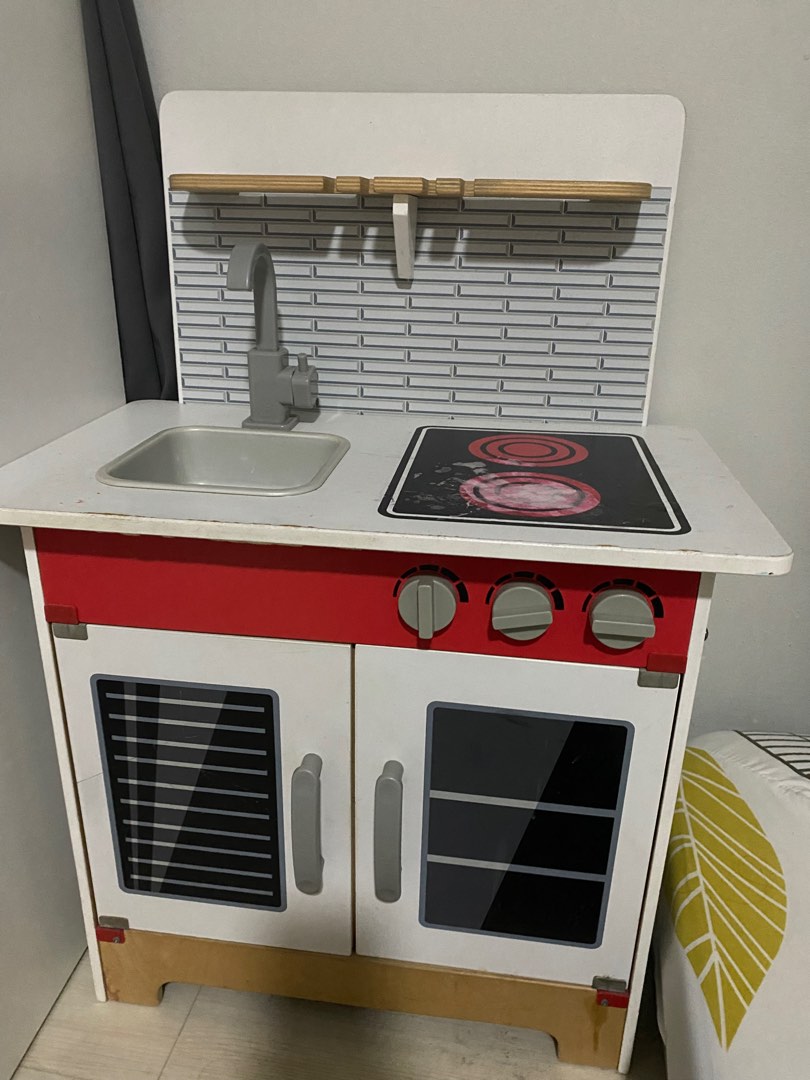 Hape Kitchen Set, Hobbies & Toys, Toys & Games on Carousell