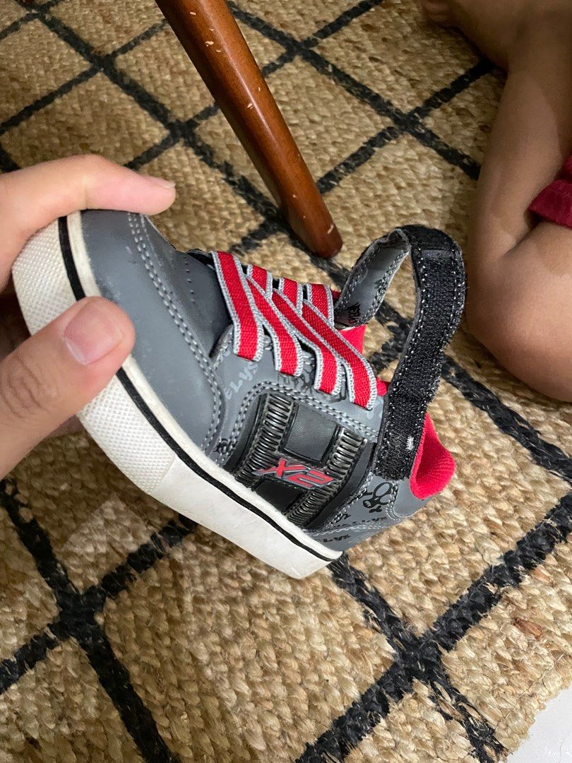 Heelys Boy shoes