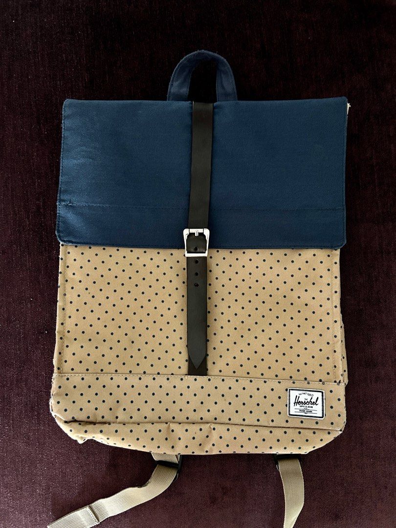Herschel laptop bag on Carousell