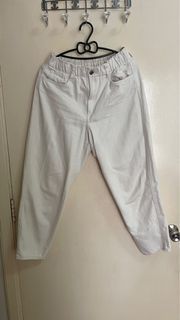 H&M Mom Jeans in Off White
