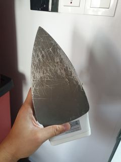 Iron Panadlux Ringan Sesuai Travel atau Harian