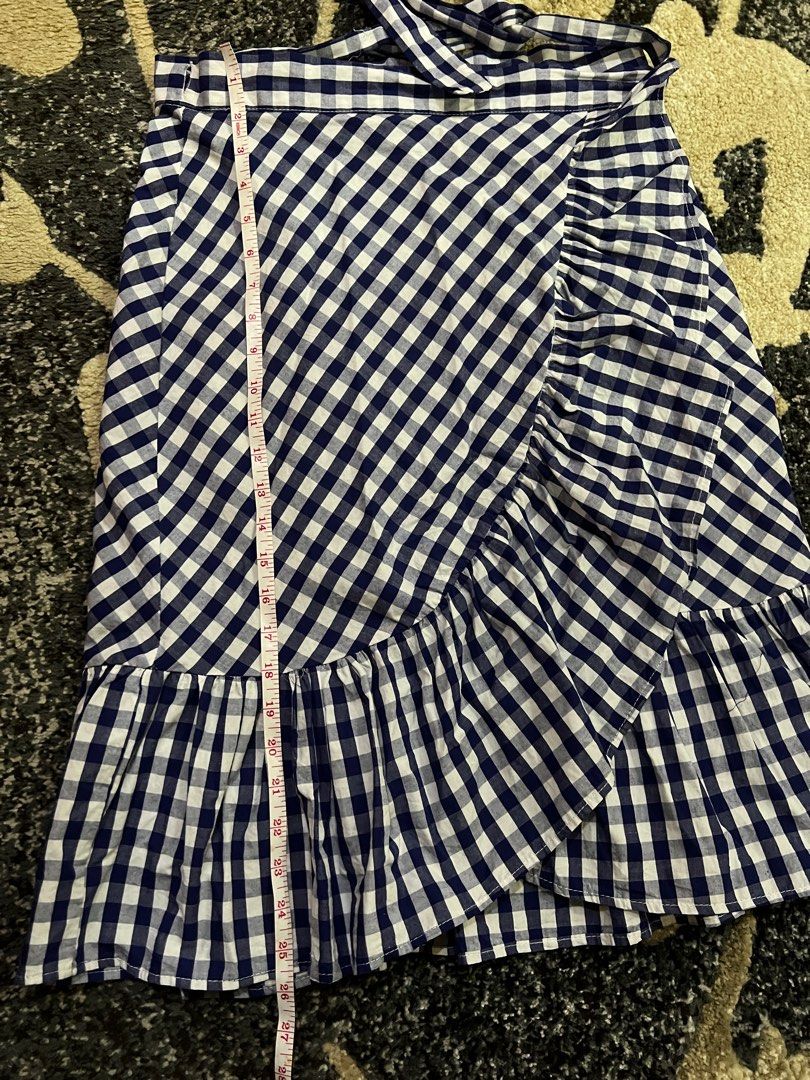 Kamiseta (Category: Skirts) located in Davao. Submitted by PersonalCollections0717 (Listing ID 1252567113, Image 3). Description: Like new. Never worn. Measurements are in the pictures..