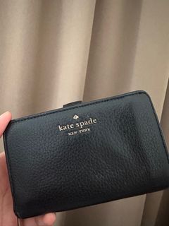 Kate Spade Leila Pebbled Leather Medium Flap Bag, Luxury, Bags & Wallets on  Carousell