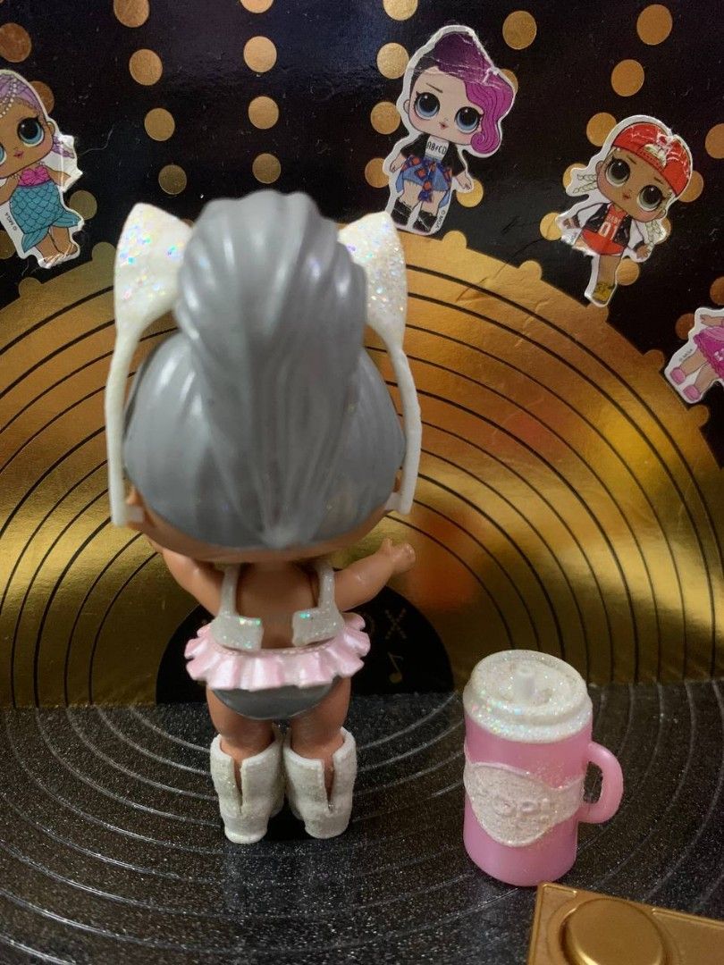 Kitty Queen LOL Surprise Doll Glam Glitter