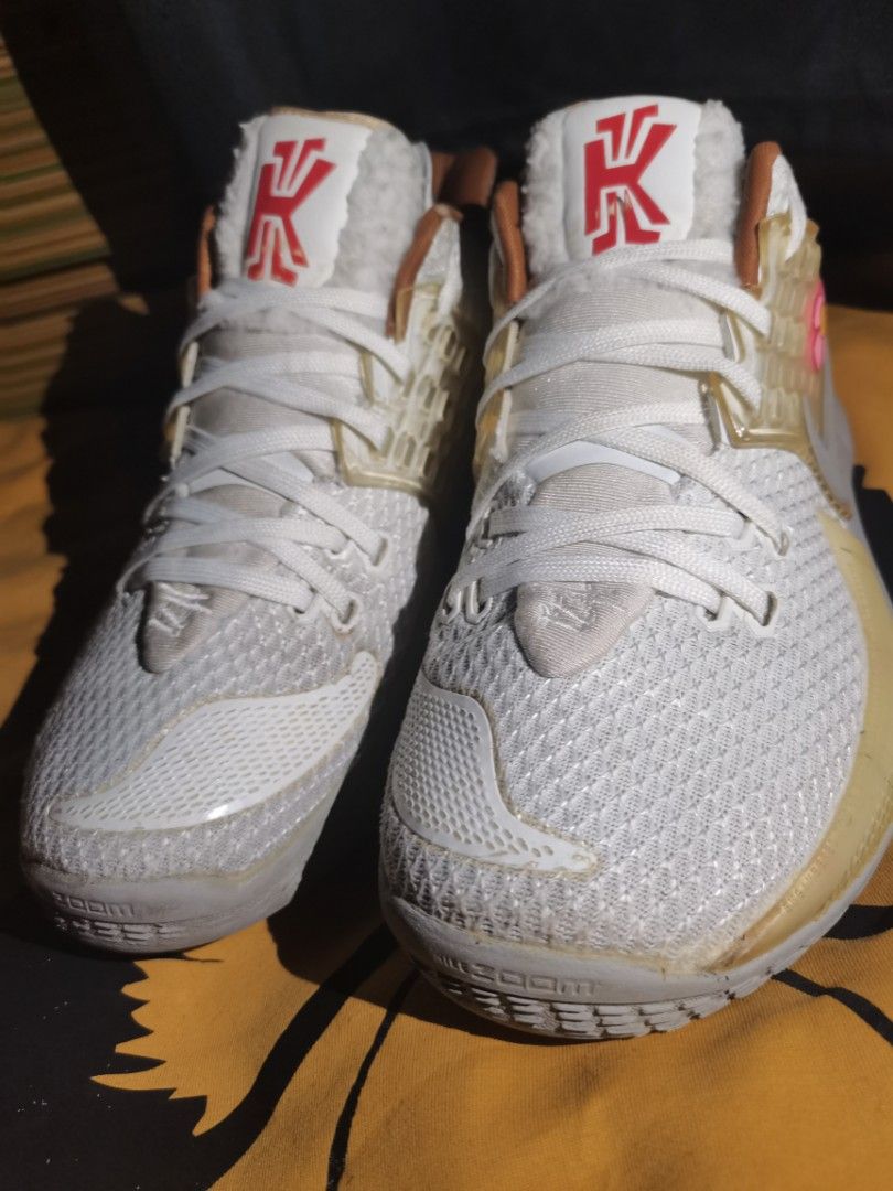 Kyrie low hot sale sandy cheeks
