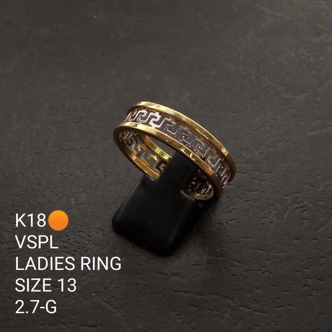 Ladies hot sale fendi ring