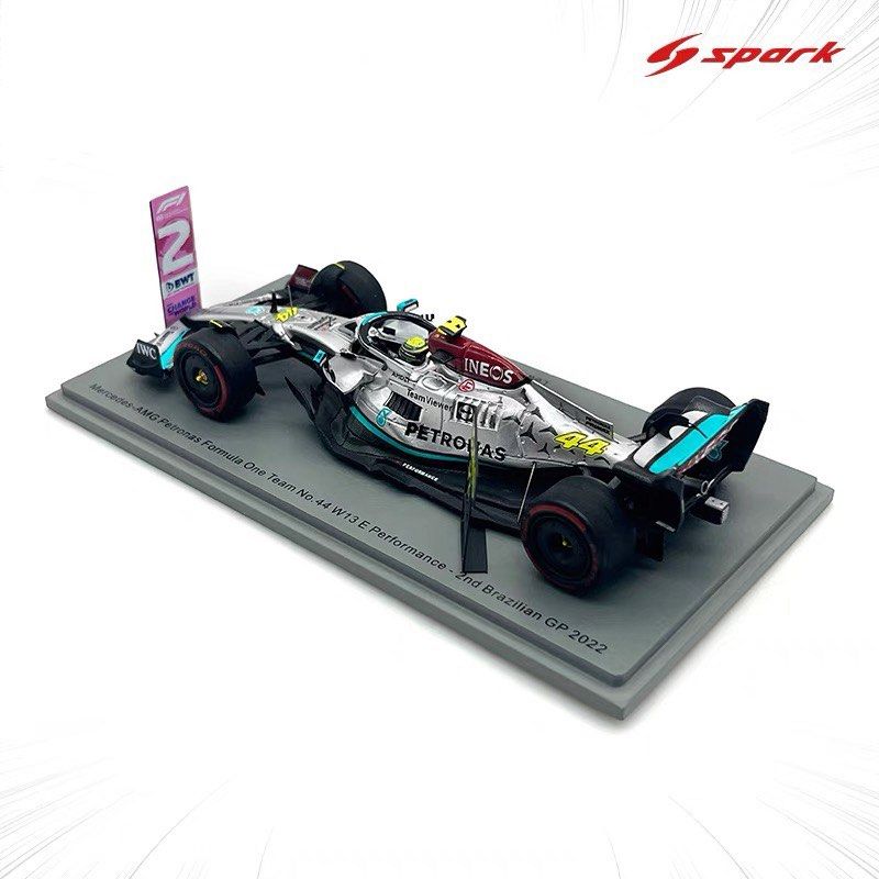 [READY STOCK] Lewis Hamilton 2022 Brazilian GP Runner-up Mercedes 1/43  scale F1 Car Spark