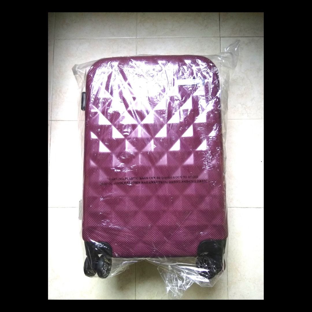 Saro vinci 2025 luggage price