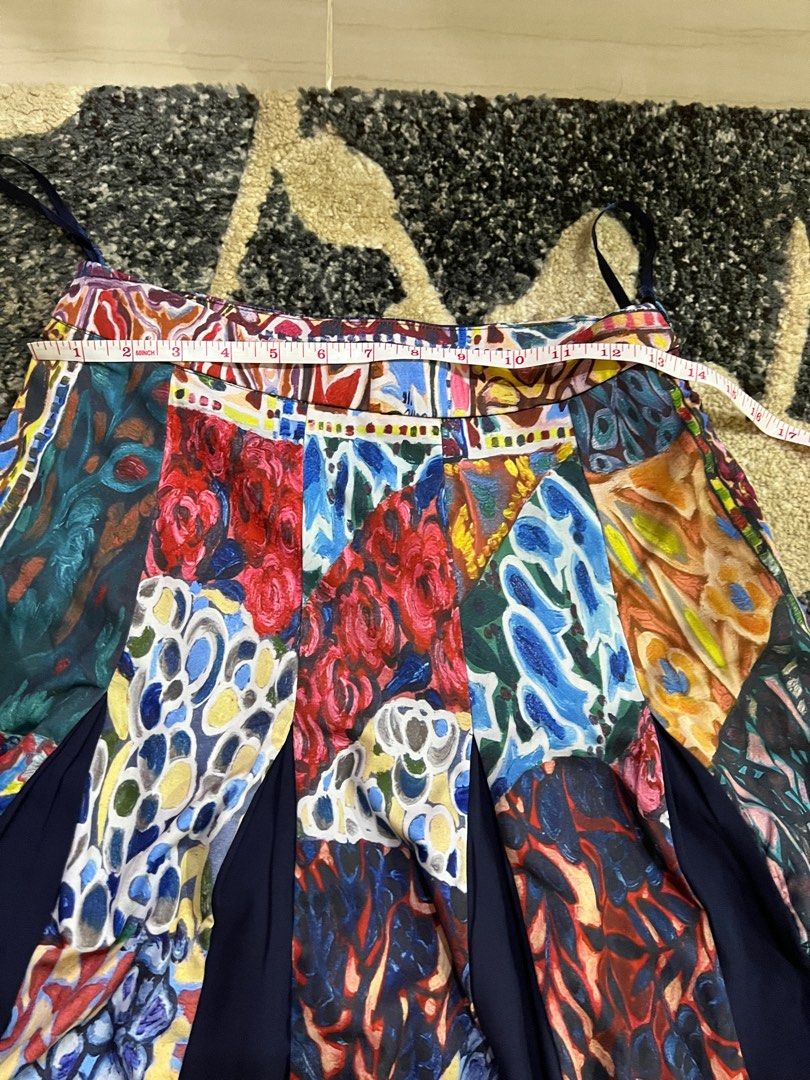 LMK Kamiseta (Category: Skirts) located in Davao. Submitted by PersonalCollections0717 (Listing ID 1252560777, Image 2). Description: Like new. Never worn. Measurements are in the pictures..