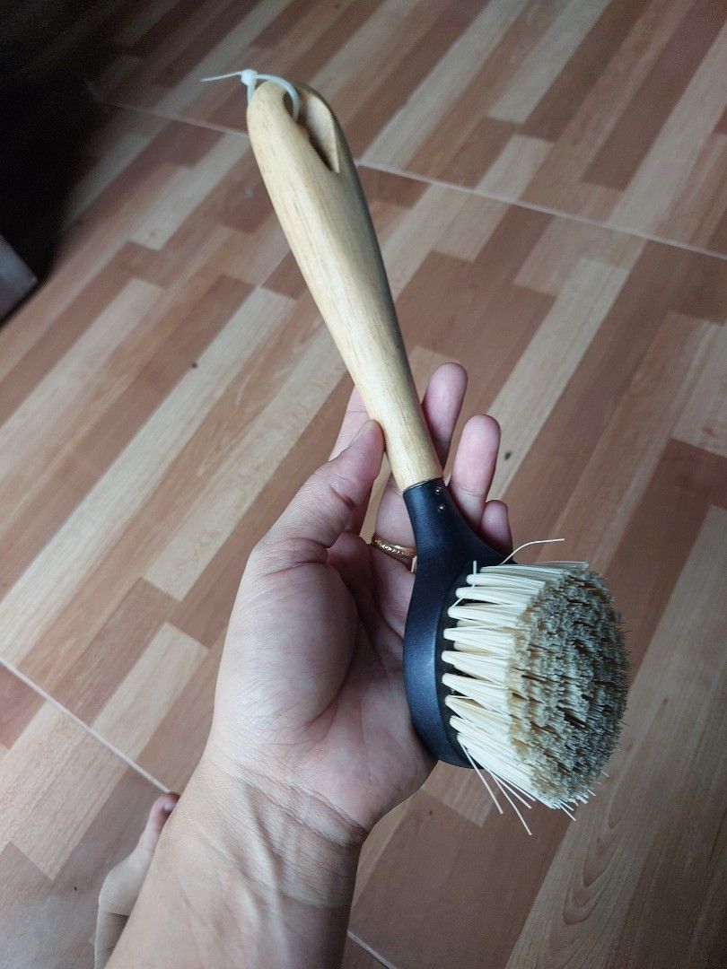 Lodge Rubber Wood Scrub Brush