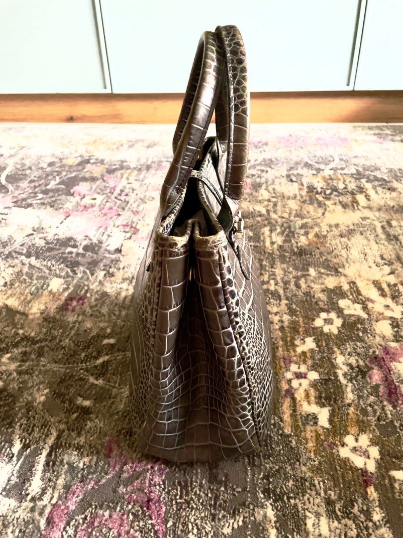 LONGCHAMP Roseau Crocodile Embossed Black Leather Shoulder Bag