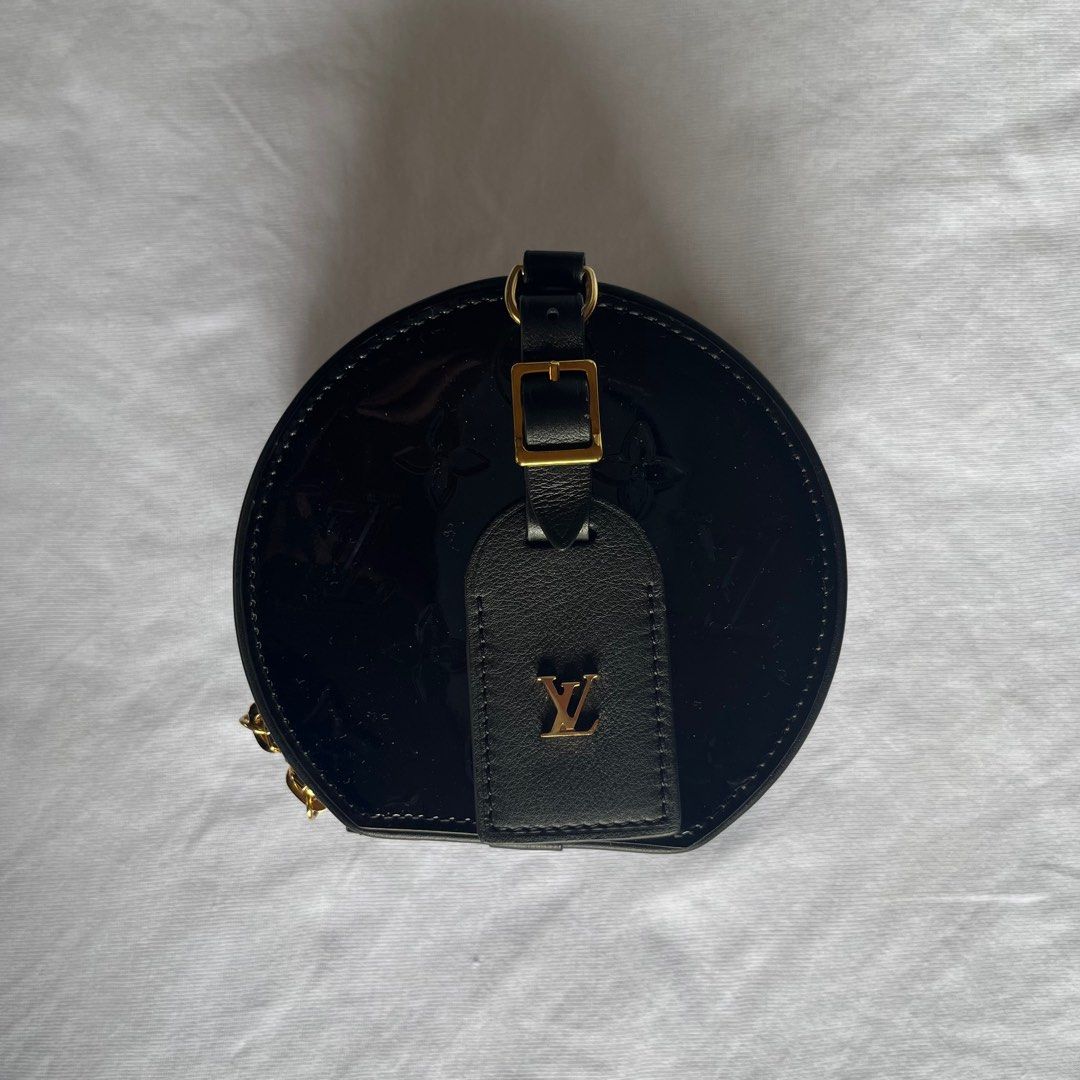 LV Mini Boite Chapeau / round sling bag, Luxury, Bags & Wallets on Carousell