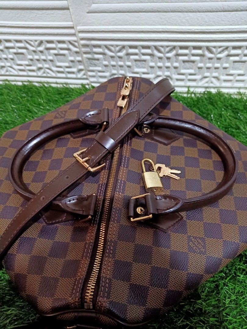 Why buy a preloved Louis Vuitton Speedy? – The Daily Luxe