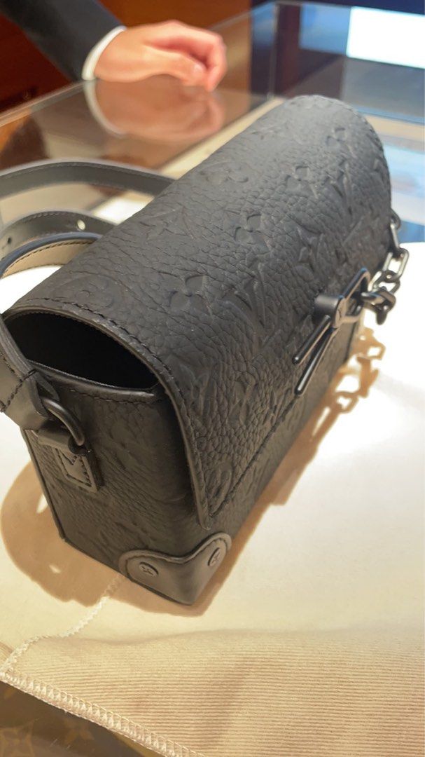 Túi Louis Vuitton Steamer Wearable Wallet Black (M81746) 