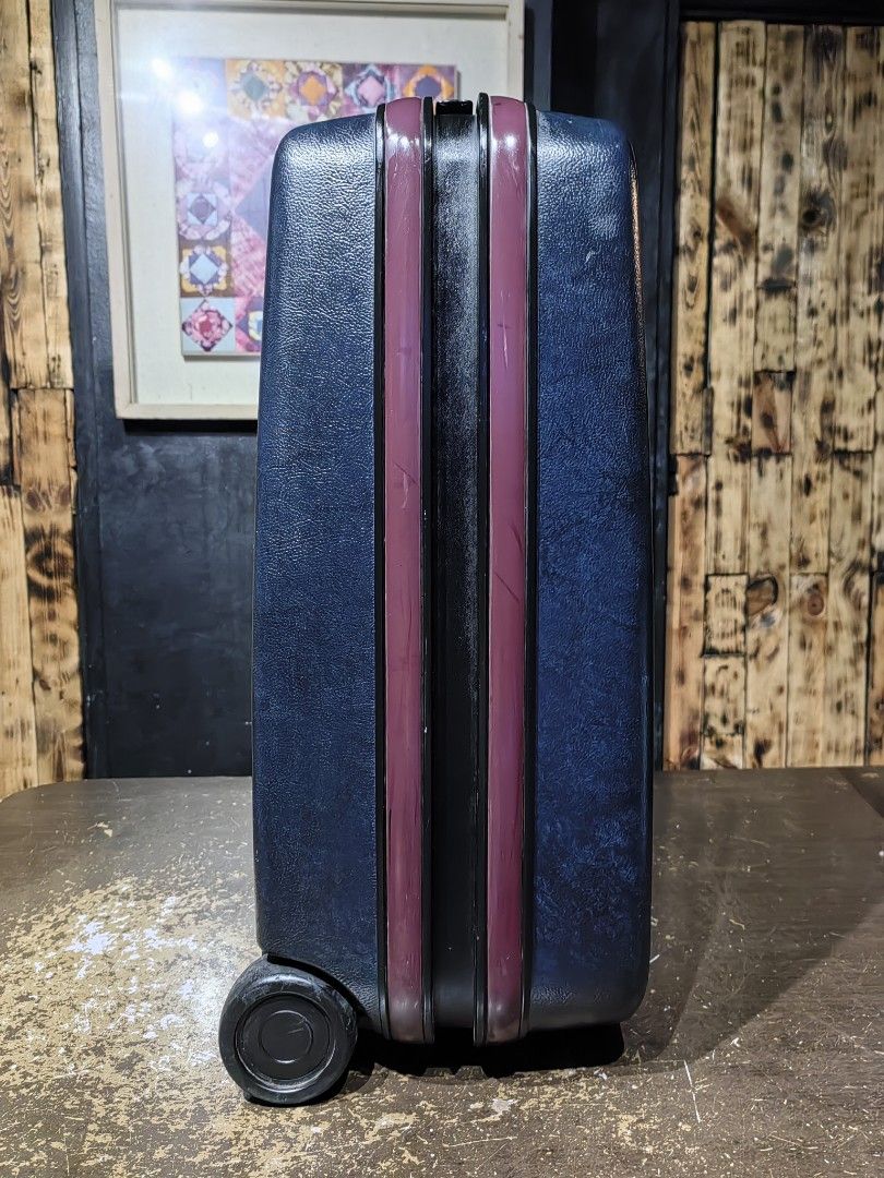 Samsonite piggyback luggage top