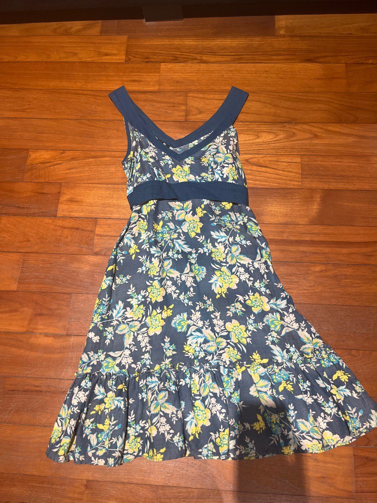 Mango vintage dress shop