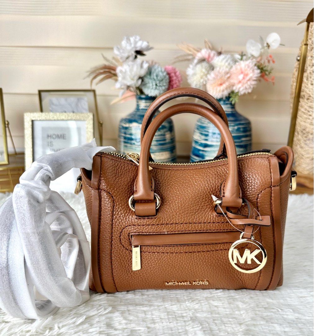 Michael top kors carine