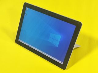 Microsoft Surface Go 1 with Keyboard