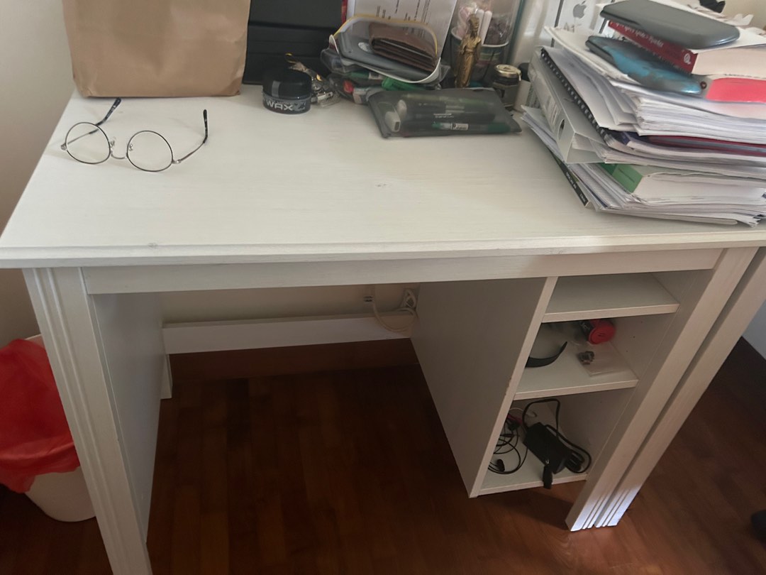 Ikea shop desk clearance