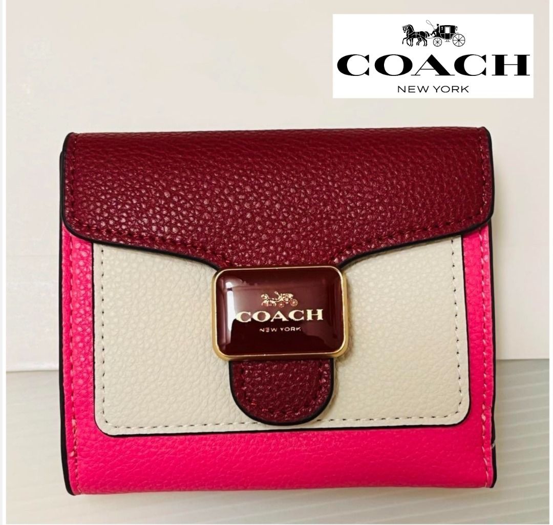 THE BAG REVIEW: COACH MINI TOWN BUCKET, MINI PEPPER AND CORNE ZIP WRISTLET  (PINK COLLECTION) 