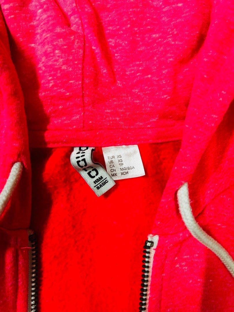 H and new arrivals m neon