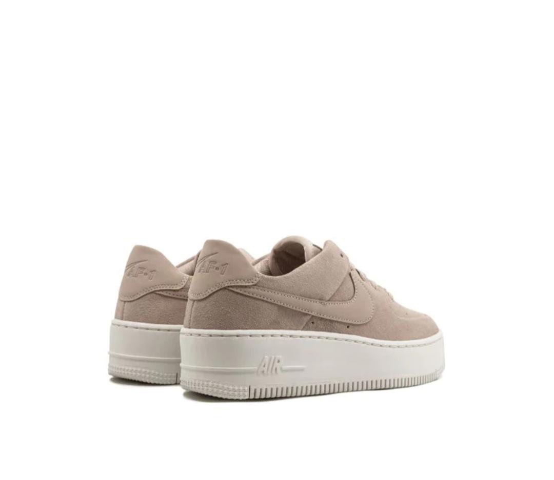 Nike women's air force 1 sage low trainers particle beige top