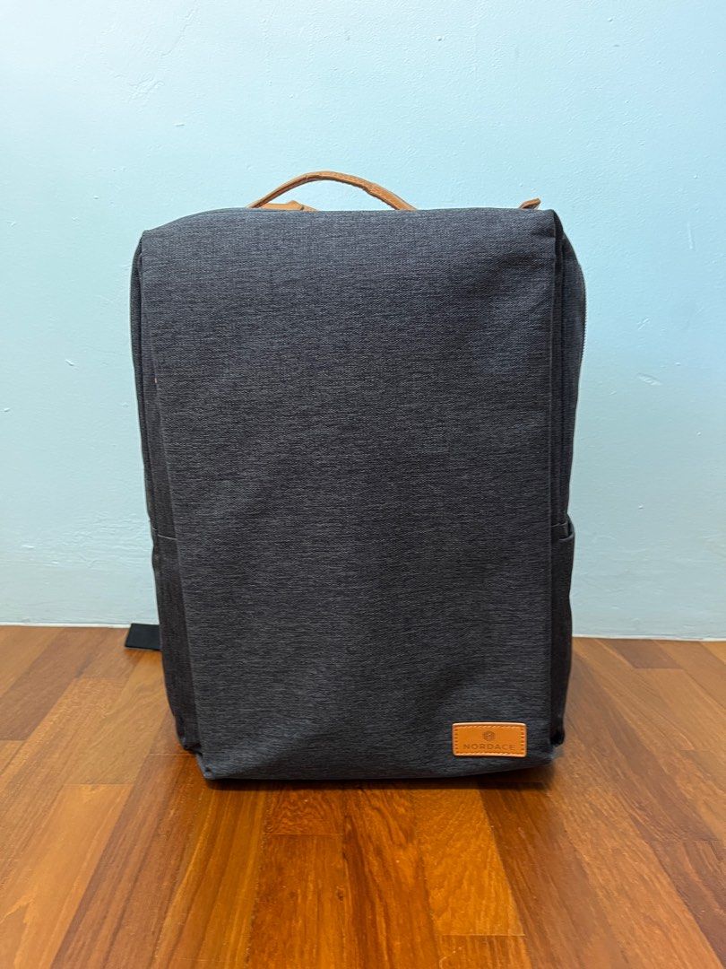 Nordace Siena Smart backpack professional black grey laptop water