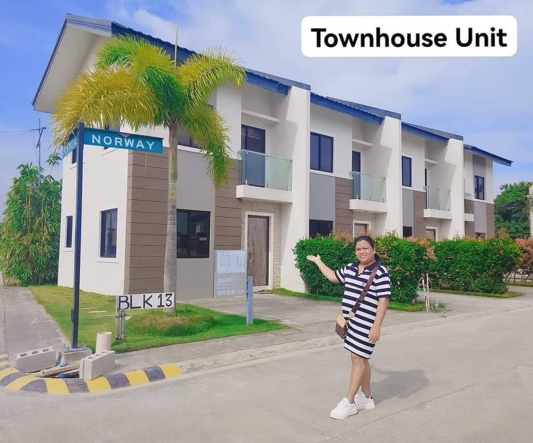 OLIVAREZ HOMES SOUTHWOODS, Property, For Sale, House & Lot on Carousell