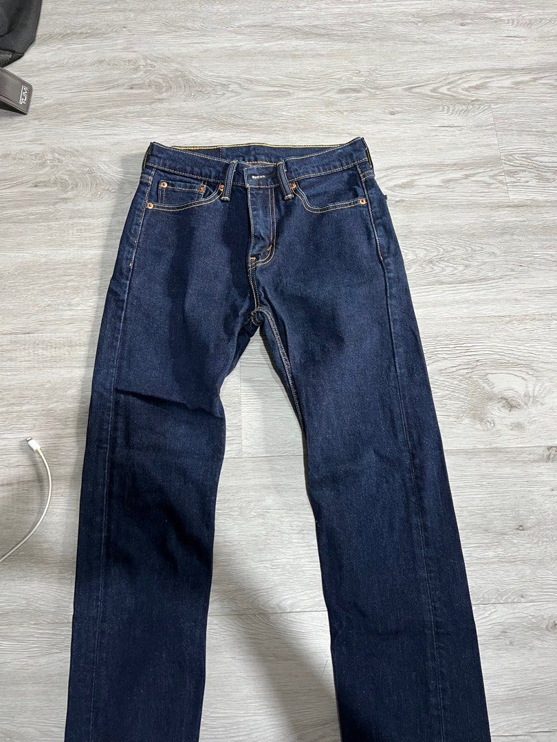 Levis 27 32 top