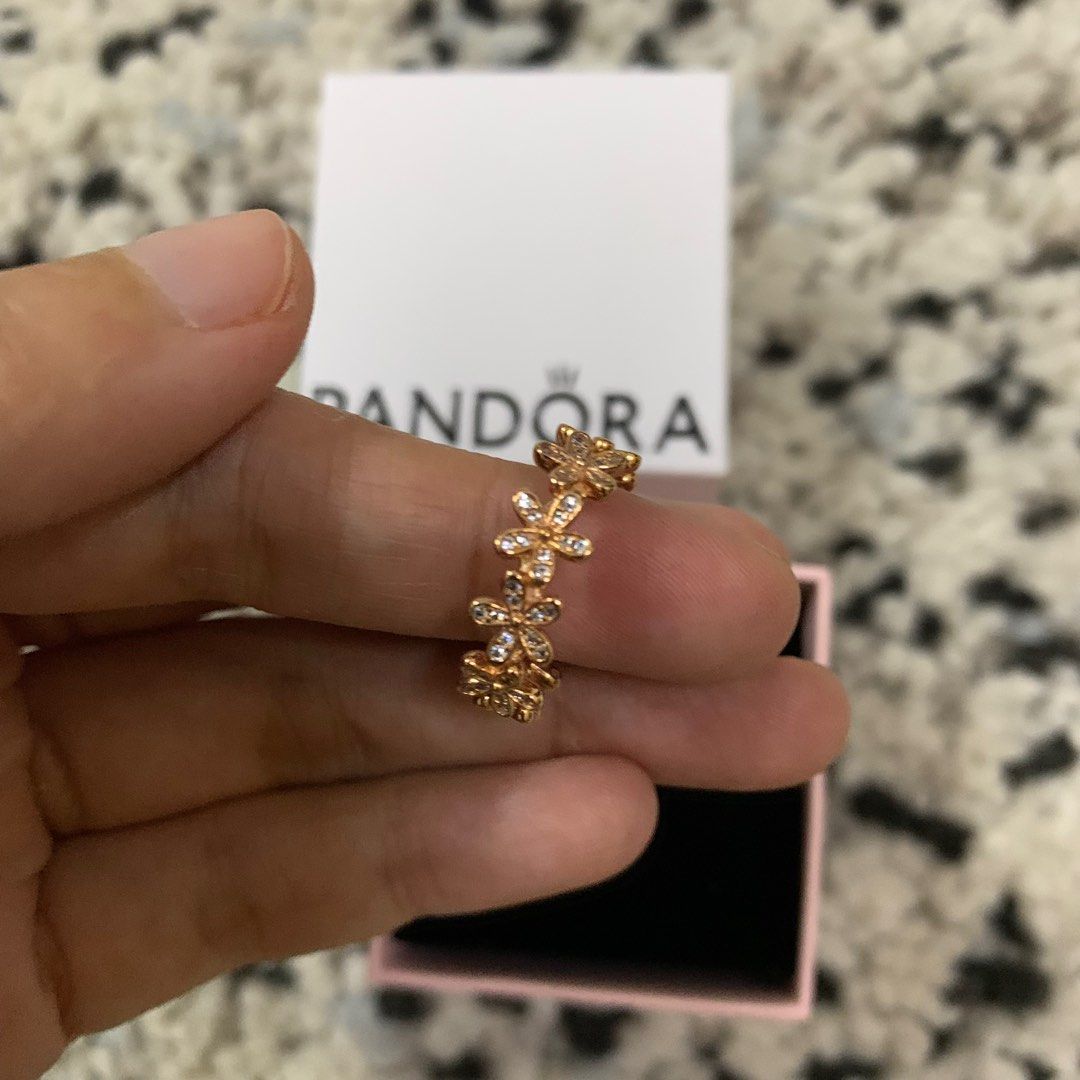 Dazzling daisy band ring pandora rose gold online