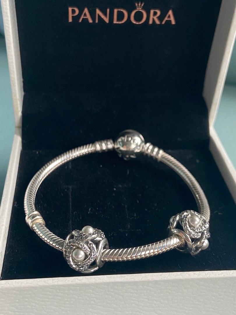 Luminous love shop knot charm