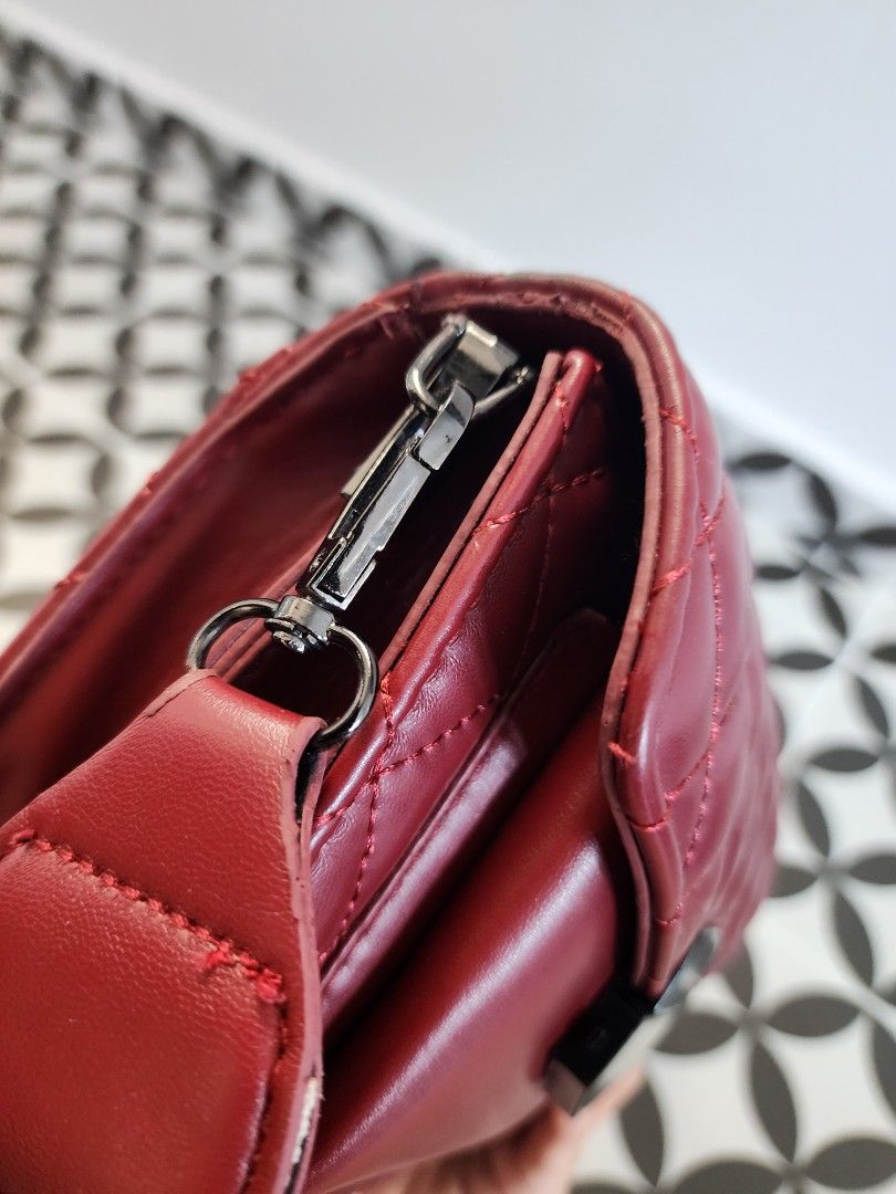 Maroon sling bag store