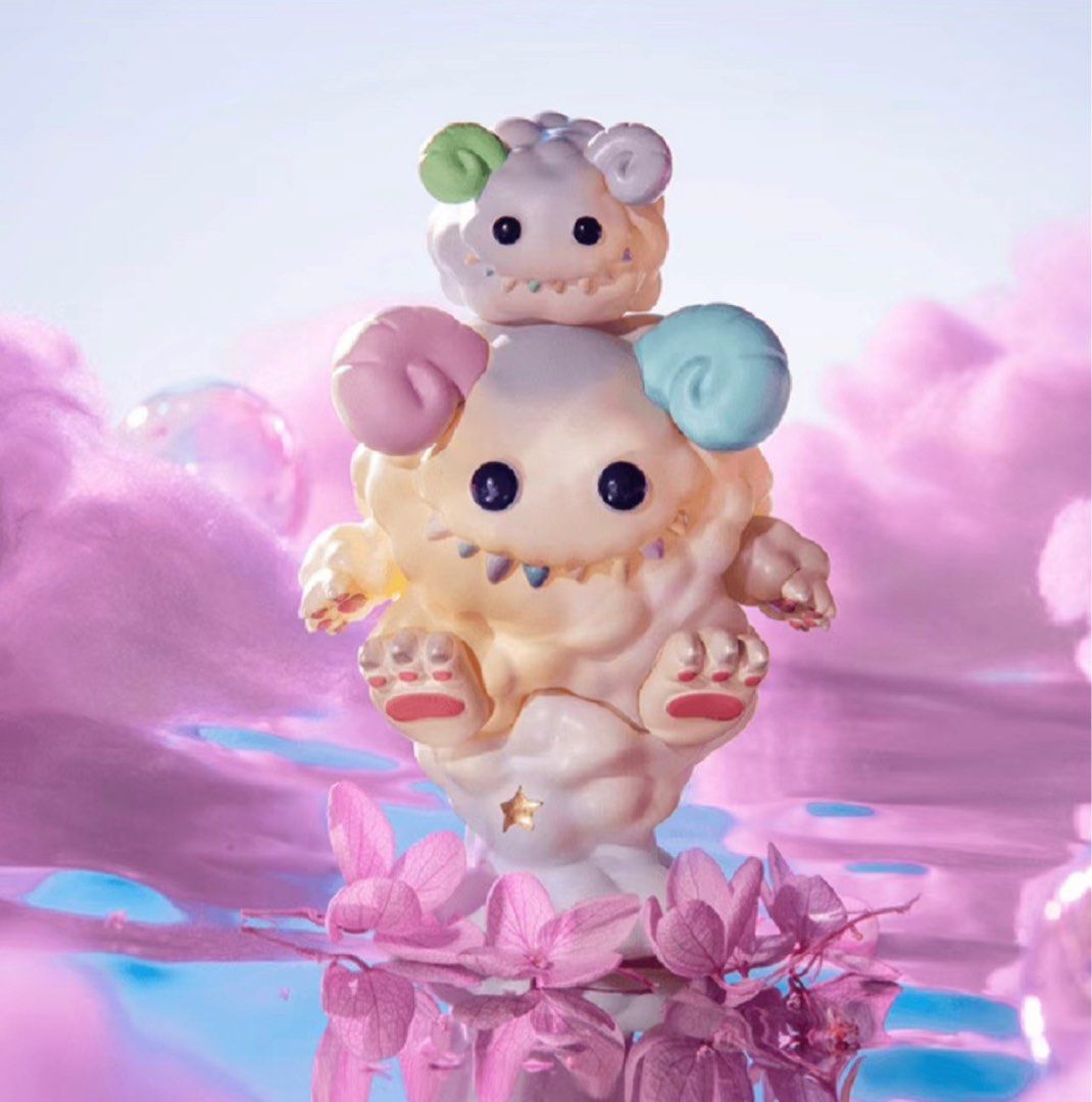 POPMART Monster Fluffy Joyful Life secret cloud, Toys & Collectibles ...