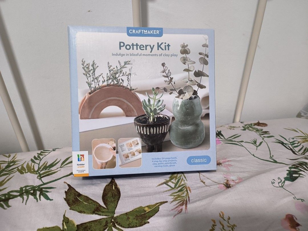 Pottery making kit, Hobbies & Toys, Stationery & Craft, Craft Supplies
