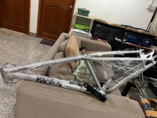 (Category: ) located in . Submitted by Hanger690 (Listing ID 1252498563, Image 1). Description: .