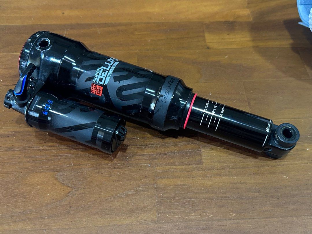 Rockshox super hotsell deluxe 205x65
