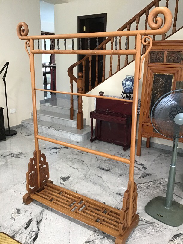 Room divider wood hanger, Furniture & Home Living, Home Decor, Other