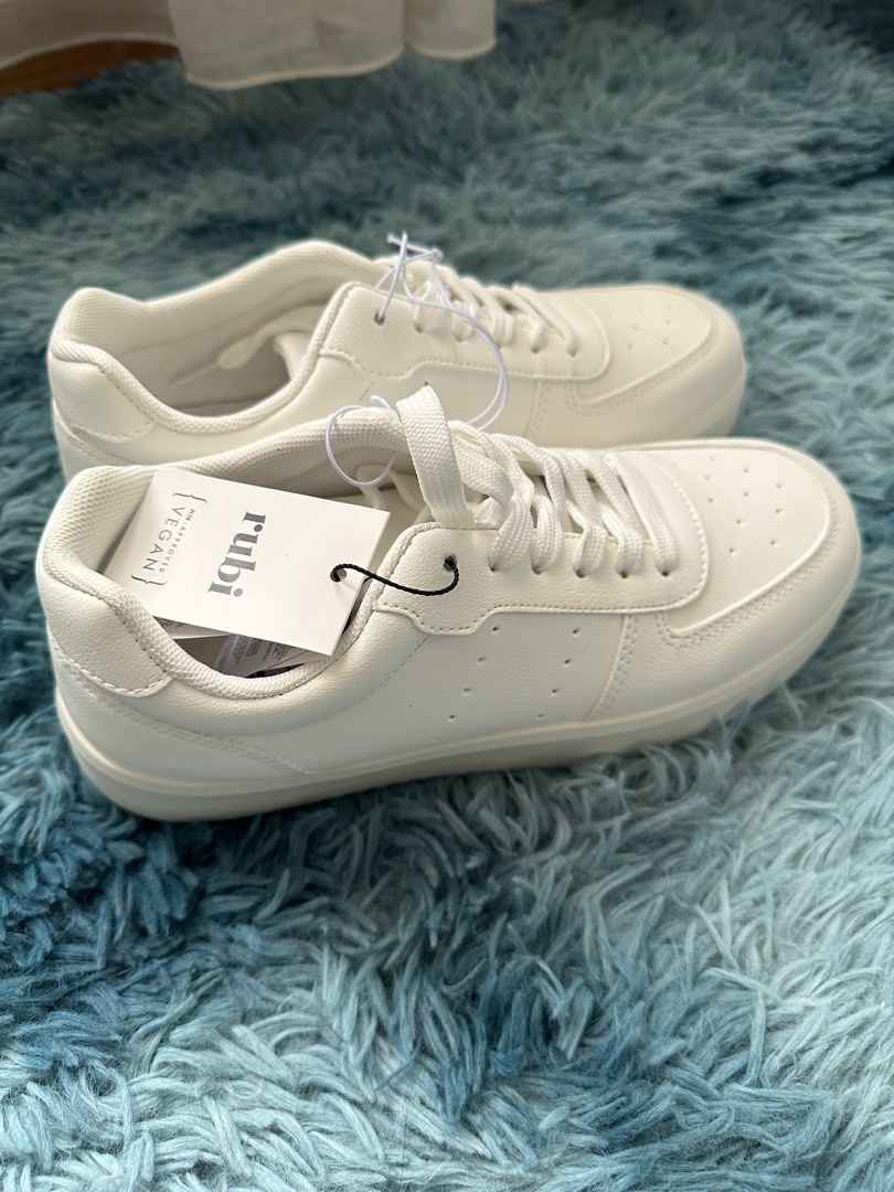 Common Projects Women's Tournament Low-Top Super Platform Sneakers | Theory  | Common projects women, Platform sneakers, Sneakers