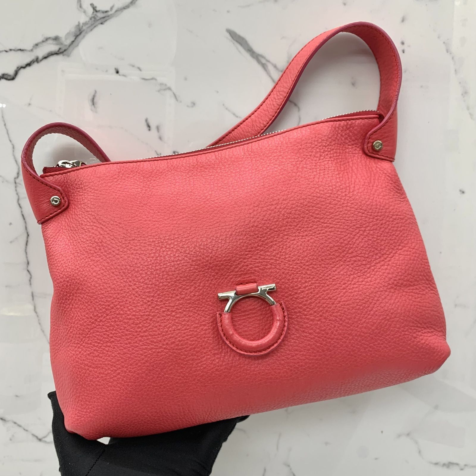 SALVATORE FERRAGAMO CORAL GANCINI ONE SHOULDER BAG 237026438 WE 