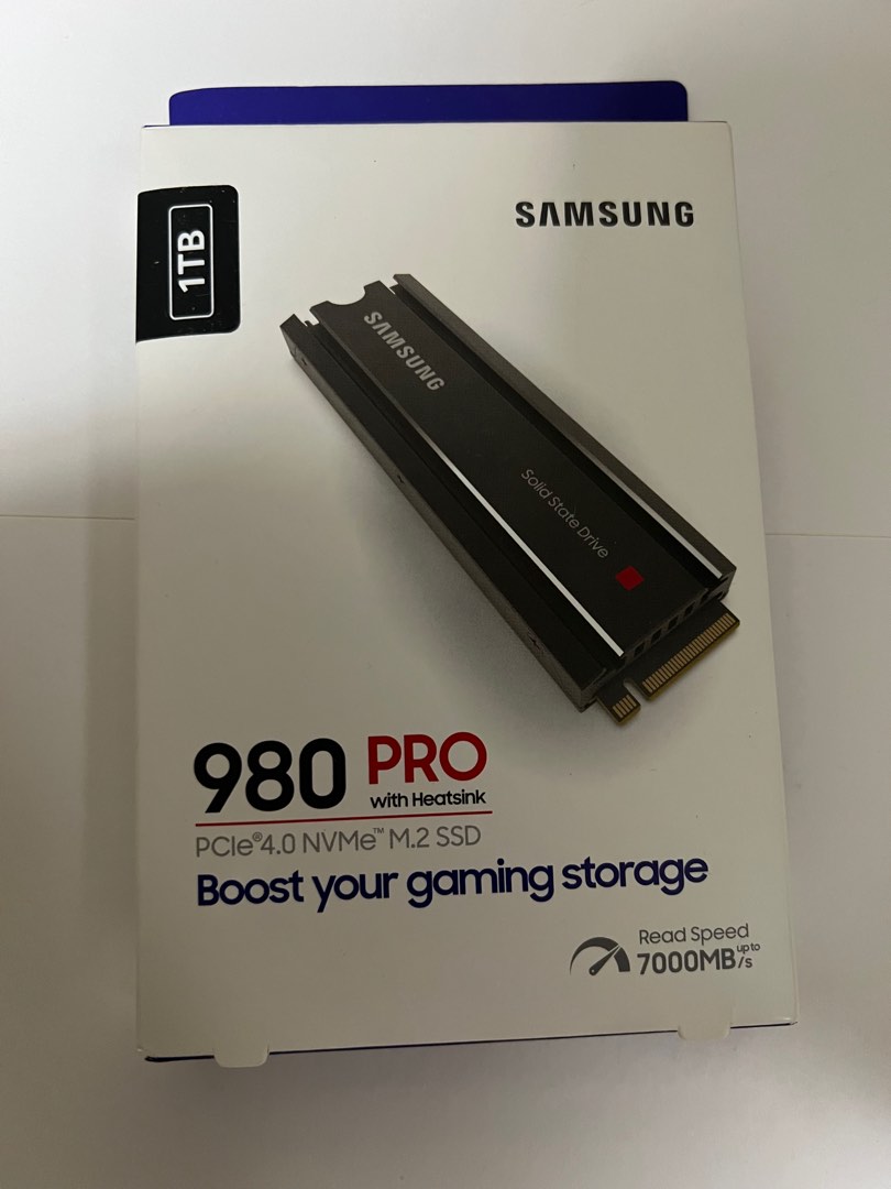 SAMSUNG 980 PRO SSD with Heatsink 2TB PCIe Gen 4 NVMe M.2 Internal Solid  State Drive + 2mo Adobe CC Photography, Heat Control, Max Speed, PS5