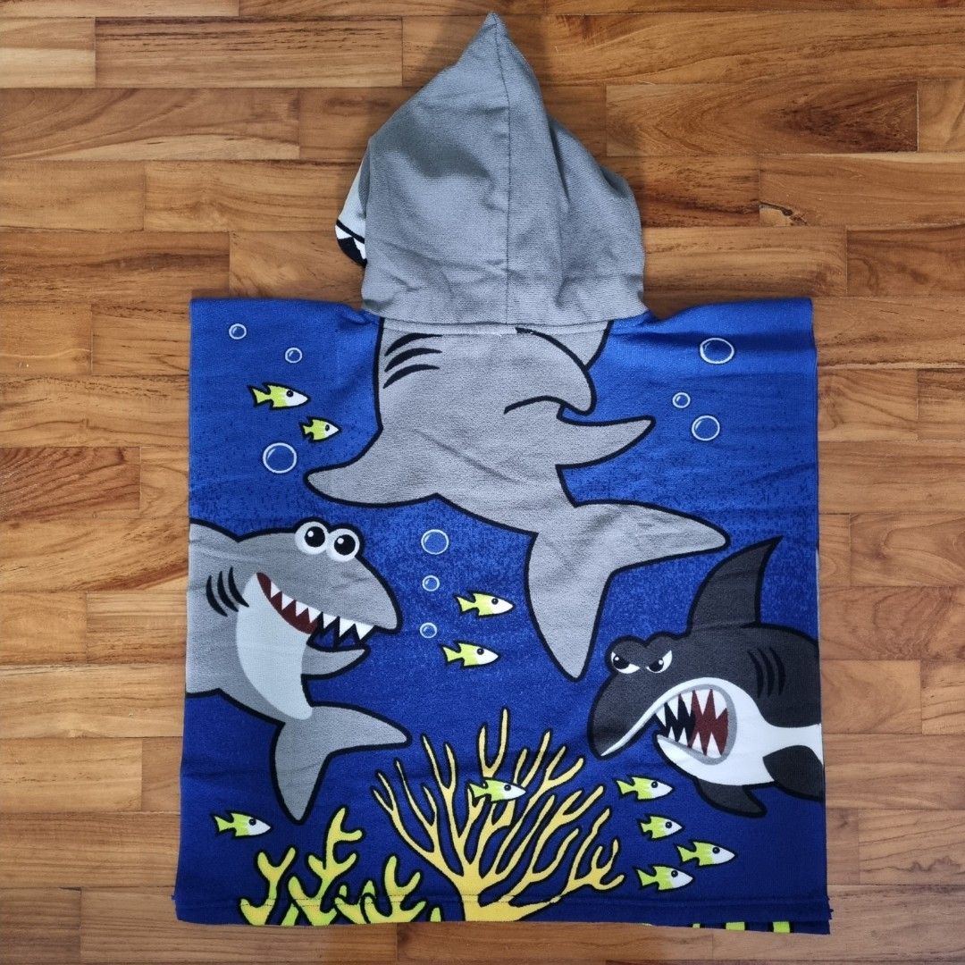 Baby shark hotsell poncho towel