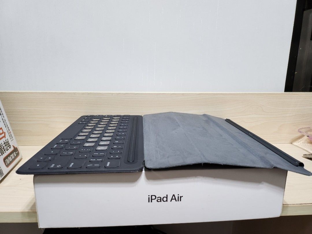 【美品】iPad Air3 / Smart Keyboard Folio