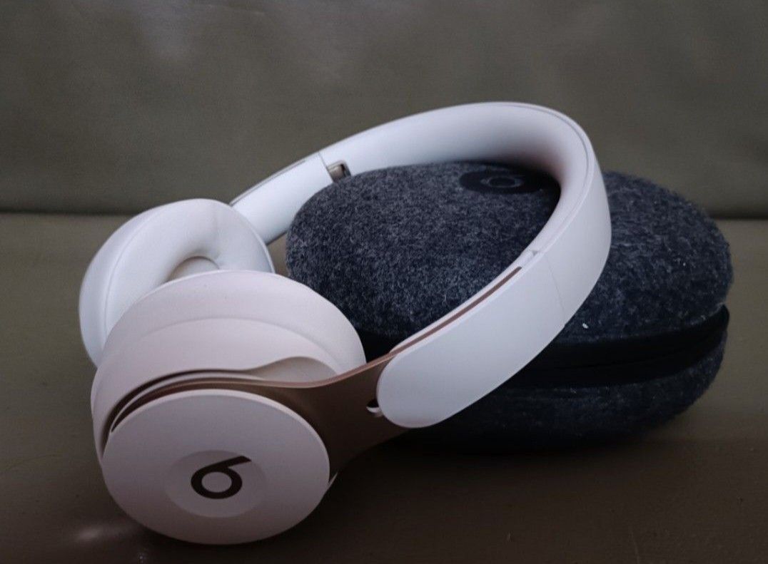 Beats solo 2025 pro ivory review