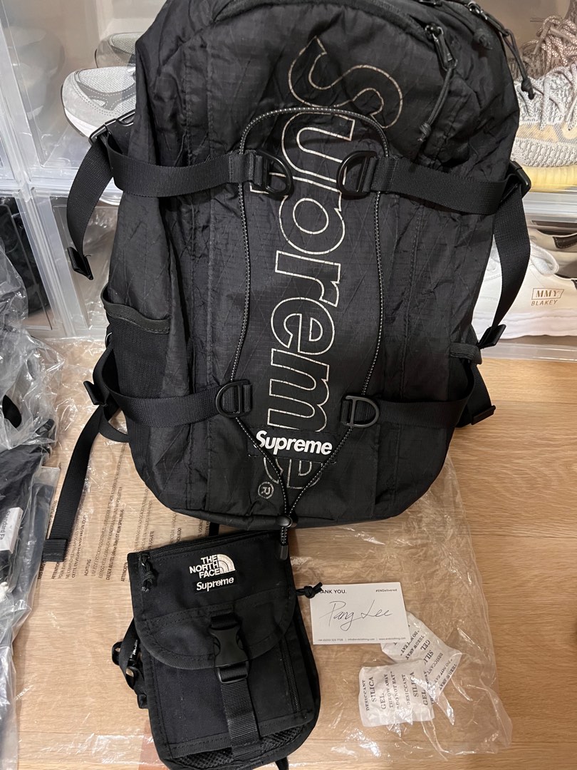 Supreme FW18 backpack & The North Face TNF RTG utility pouch black set