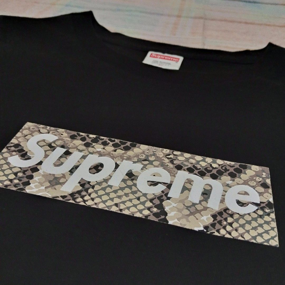 Supreme snakeskin box logo sale