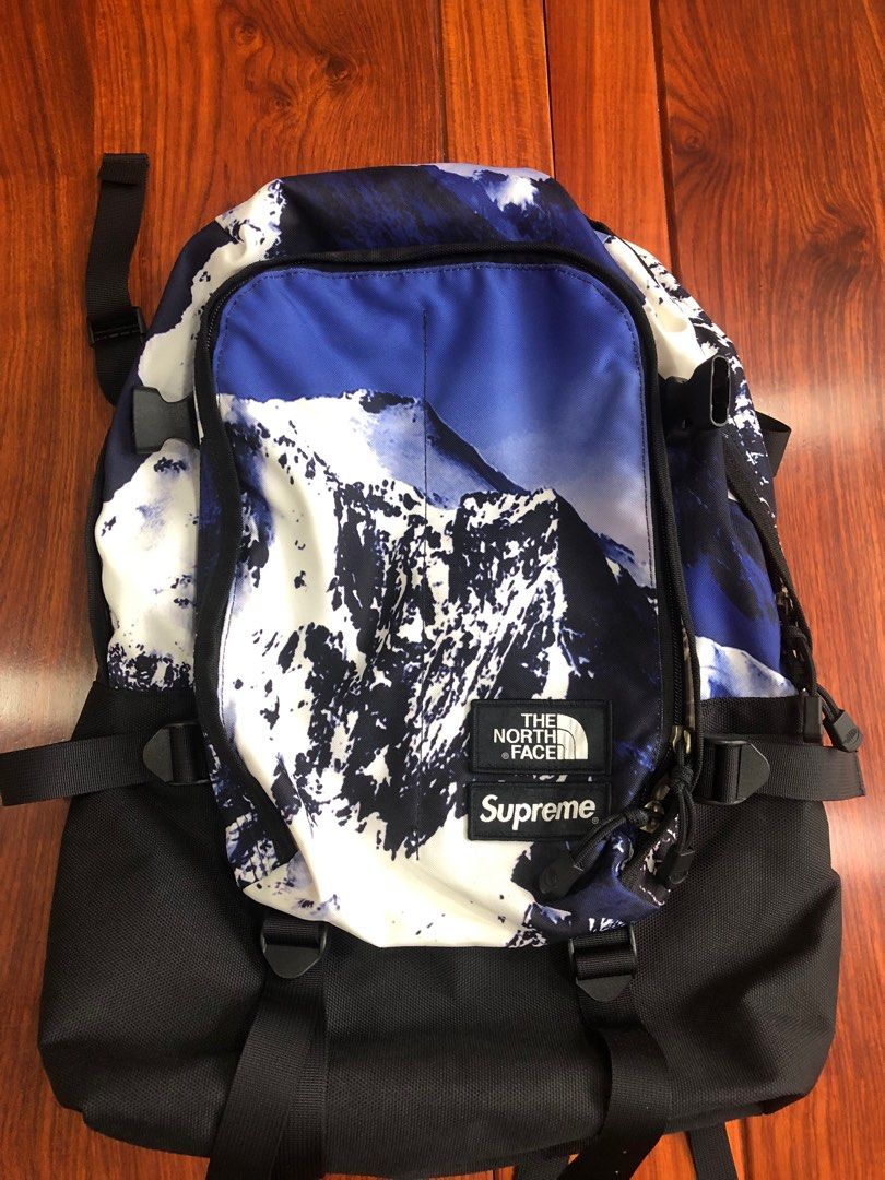 Supreme x the north face backpack hotsell