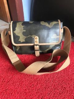 Tas sling brand gili