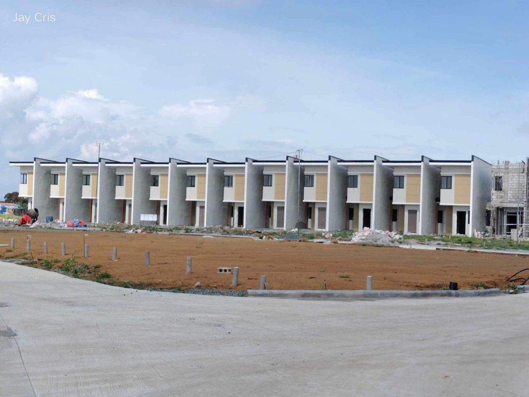 the granary bayabas street brgy san antonio binan laguna near Pavillon